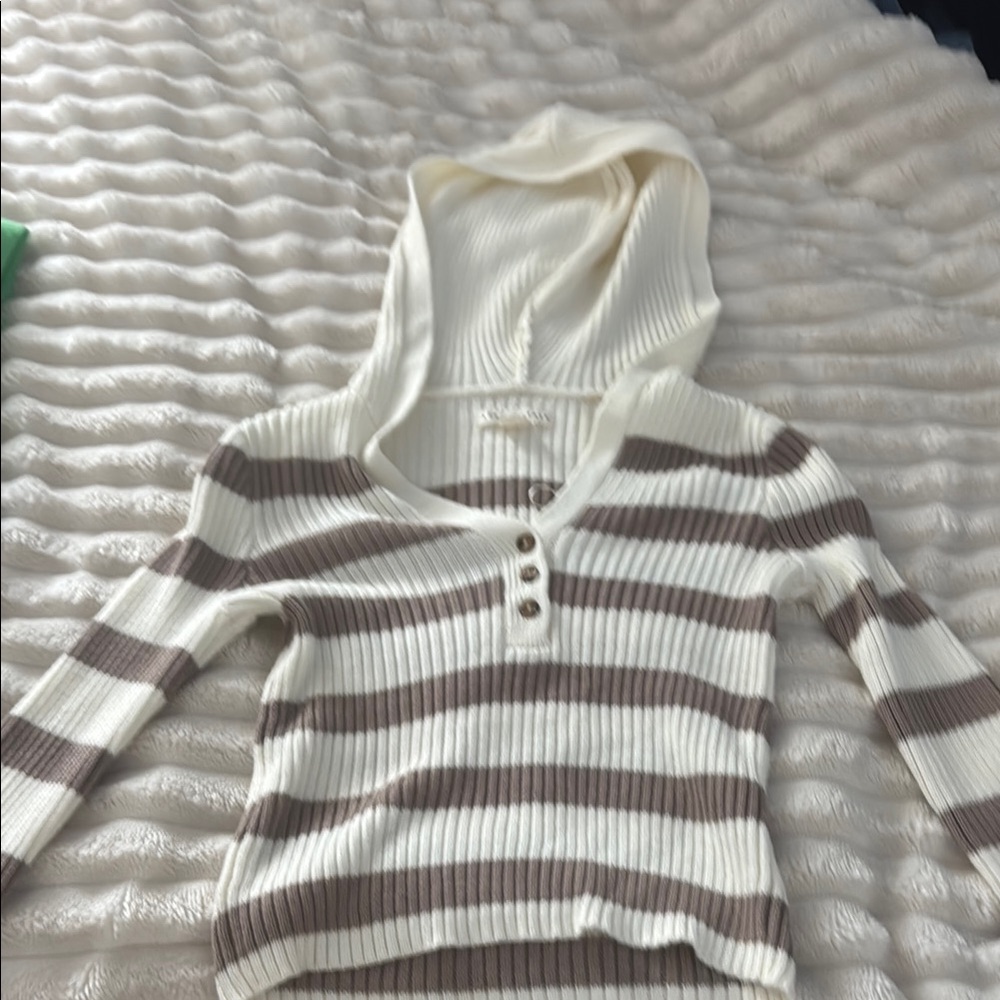 Aeropostale White and Brown Hooded Sweatshirt